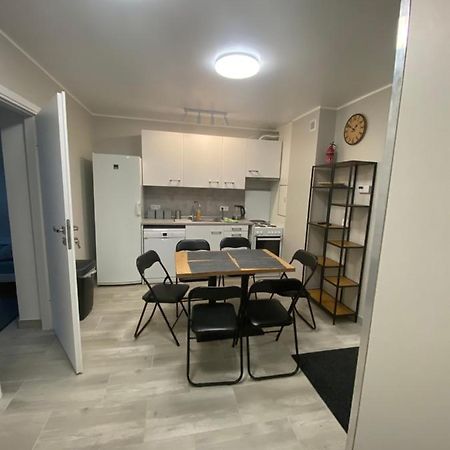 Hostel Centrum Noclegi Pracownicze Parking Busy Gorzów Wielkopolski Exterior foto
